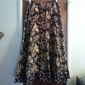 🌾🌻🍁St. John's Bay Long Flowing Skirt